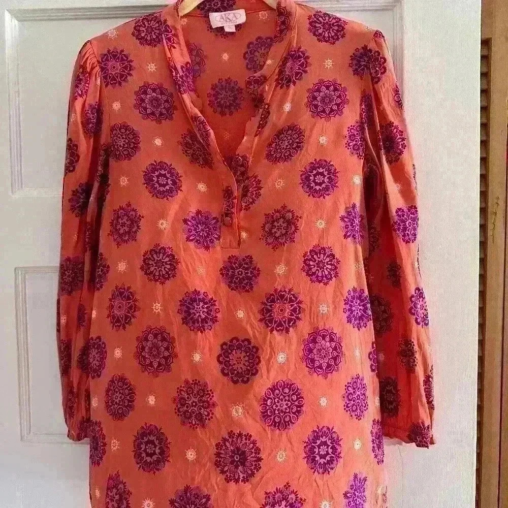 AKA New York - Silk Blouse - Coral/Pink and Purple accents - Size Small